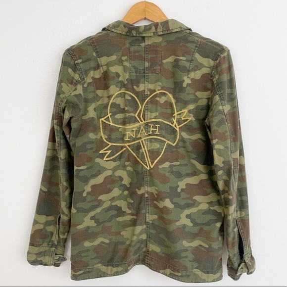 American Eagle Outfitters Camouflage Embroidered Jacket Size Small - Picture 6 of 15